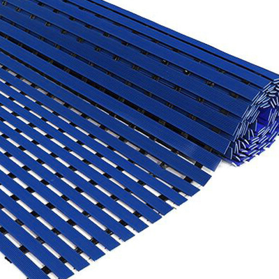 Anti stuoia del pavimento del PVC di slittamento delle strisce dell'interno 12 metri di sicurezza di griglia di blu bagnato della stuoia